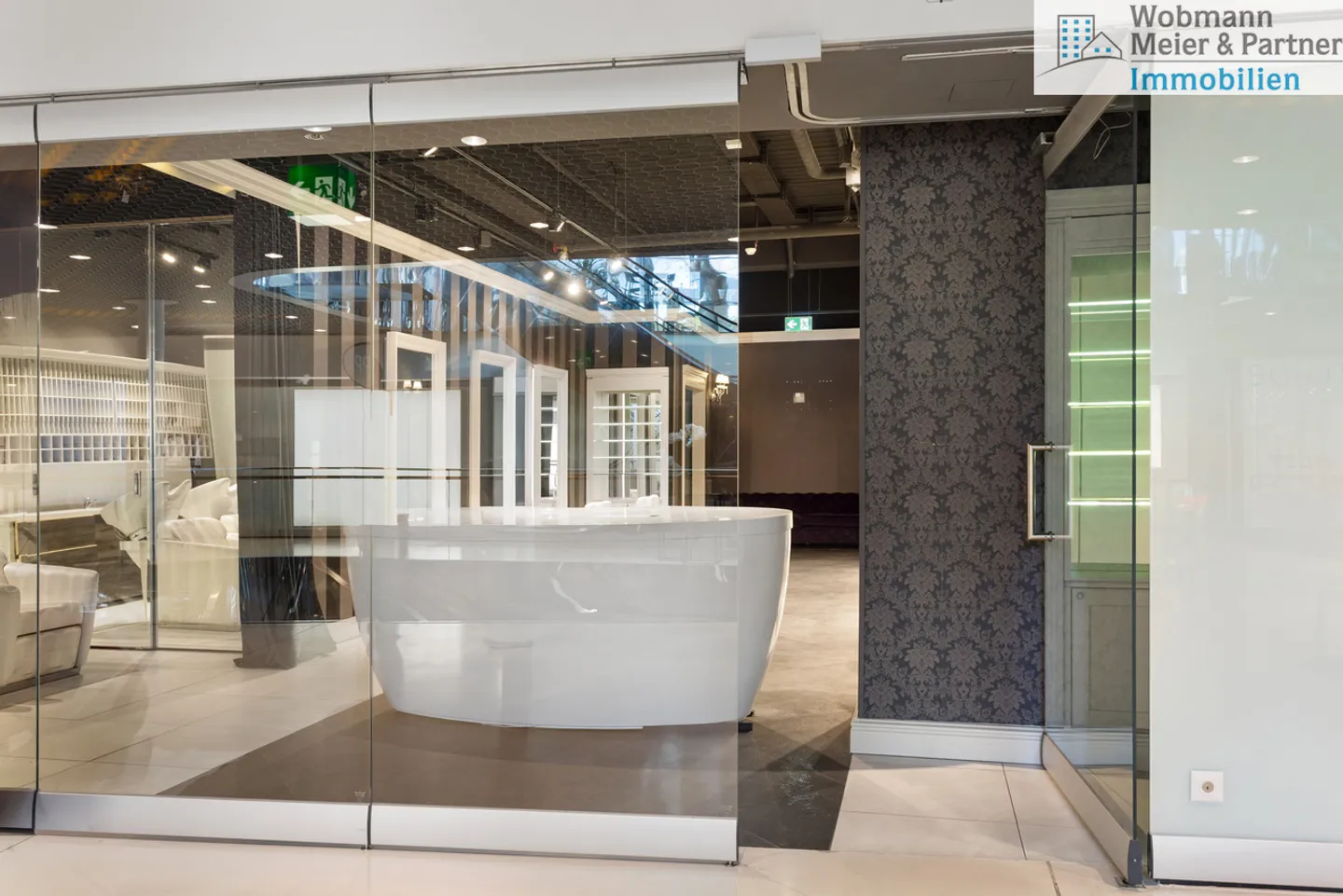 Attractive, fully equipped hair salon (74 m²) in Inside Volketswil - Photo 9 of 10