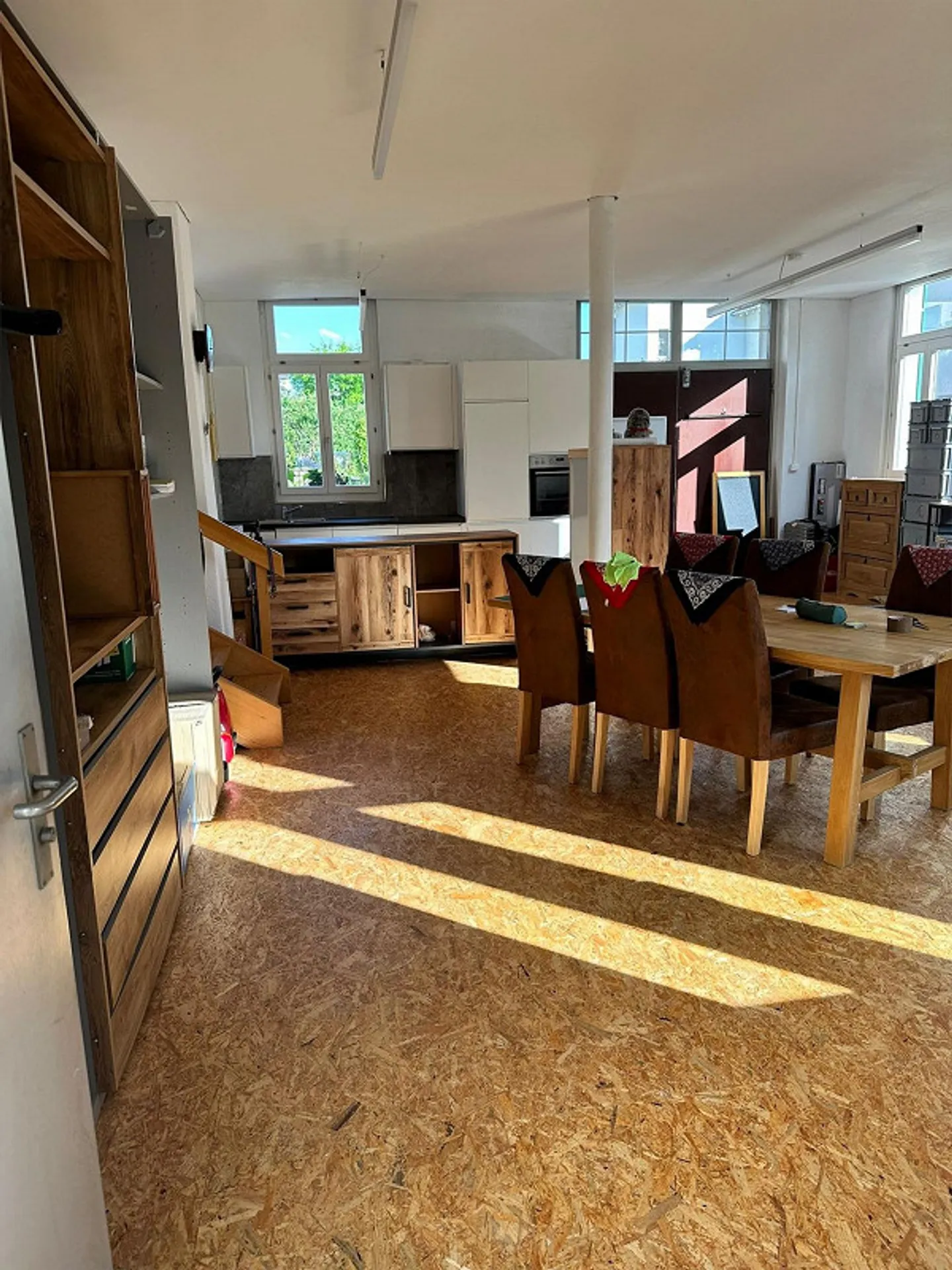 Versatile commercial space / studio - Flexible use and immediately available - Photo 4 of 9