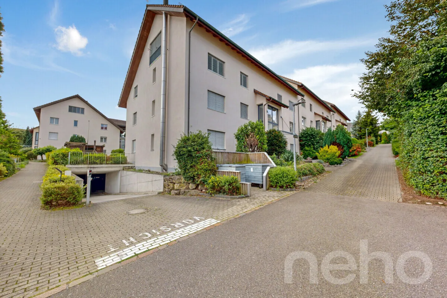 Bright 3.5 Room Apartment with Balcony and Underground Garage in Lupfig AG - Photo 1 of 12
