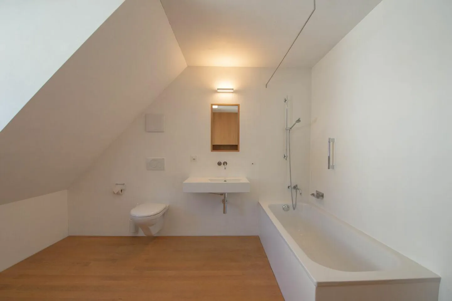 Appartamento attico esclusivo con vista mozzafiato sul Reno - Foto 10 di 12