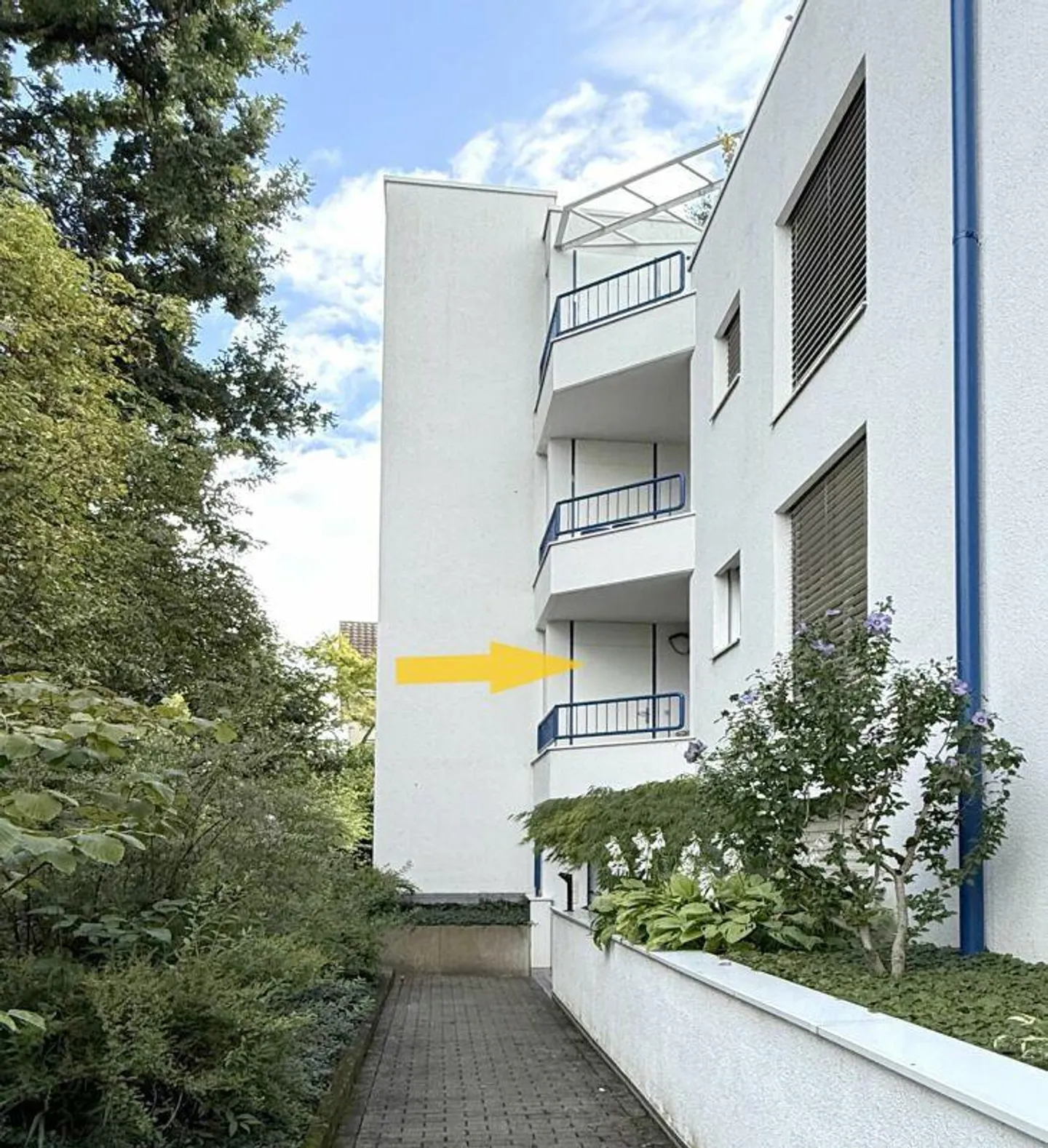 SUPER EMPLACEMENT - SUPERBE APPARTEMENT - INTÉRIEUR DE HAUTE QUALITÉ - JARDIN DE RÊVE - Photo 13 sur 13