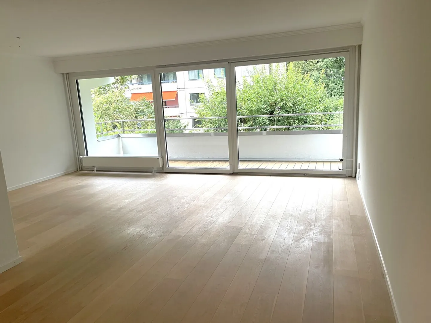 Moderne 4.5 Zimmerwohnung im 2. OG zu vermieten - Foto 1 von 11