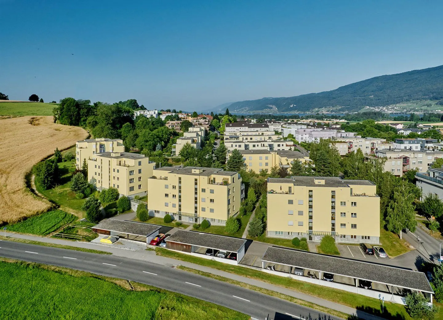 Sonnige 4.5 Zimmerwohnung im 2. Stock - Foto 1 von 10