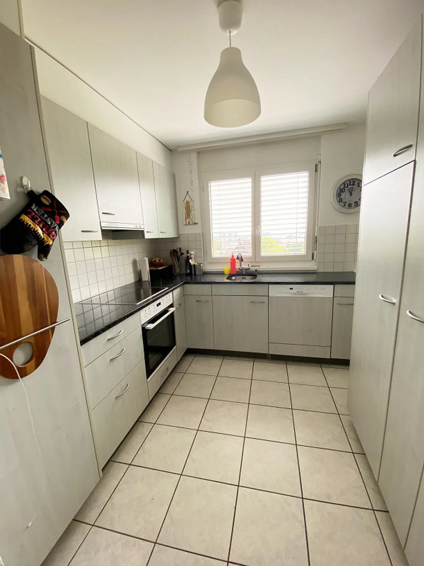 Sonnige 4.5 Zimmerwohnung im 2. Stock - Foto 2 von 10