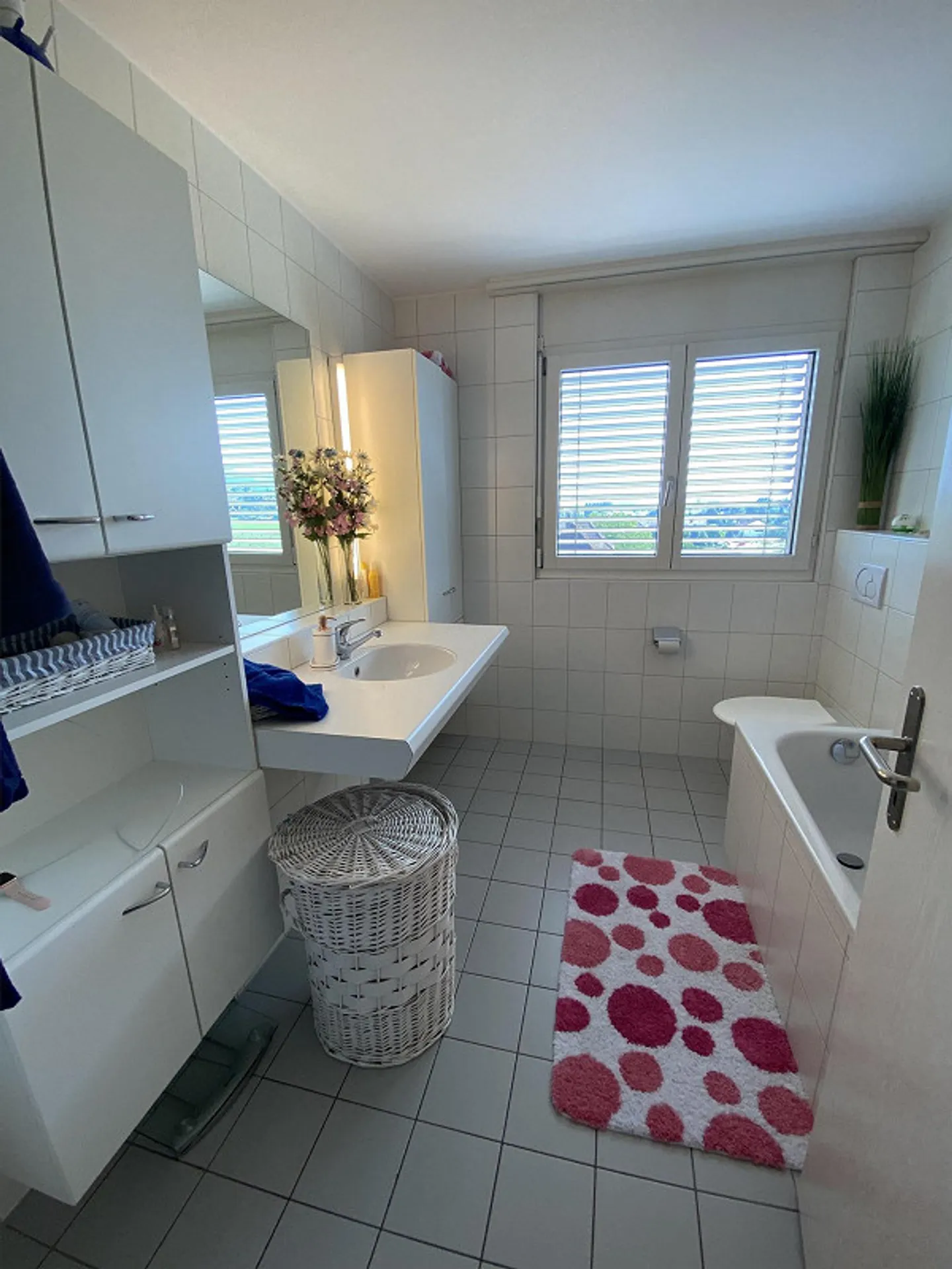 Sonnige 4.5 Zimmerwohnung im 2. Stock - Foto 6 von 10