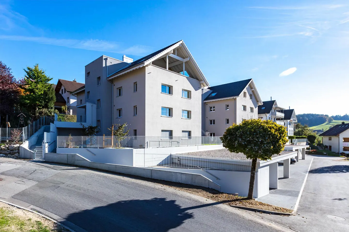 Appartement de jardin de rêve avec vue - Photo 1 sur 11