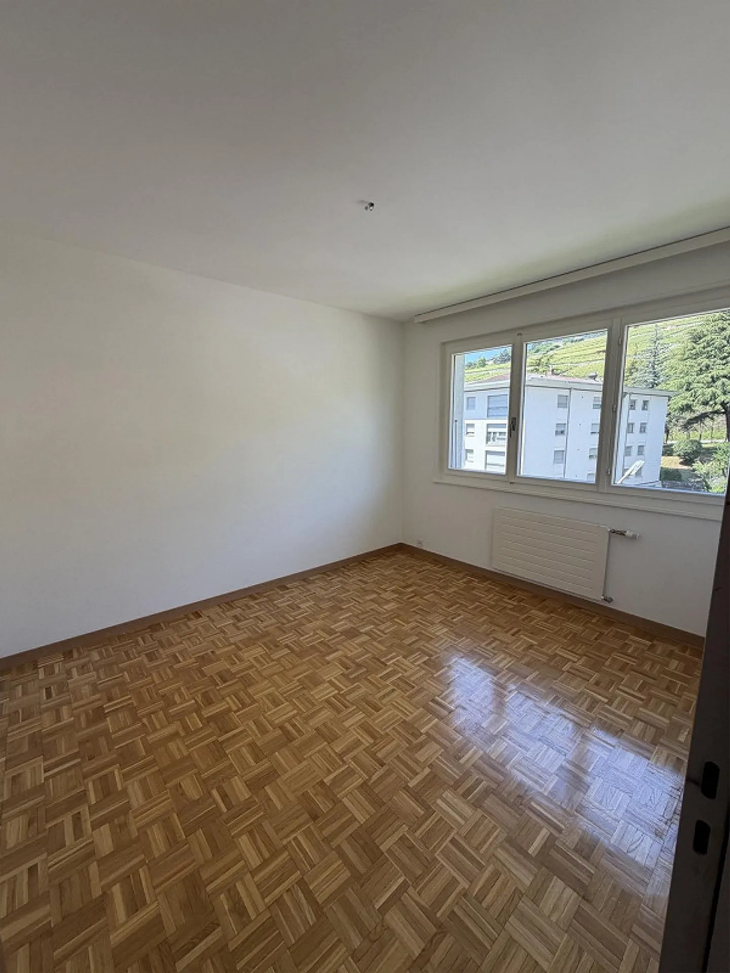 In affitto - Appartamento con 2 stanze al 3° piano a Corsier-sur-Vevey - Foto 4 di 5