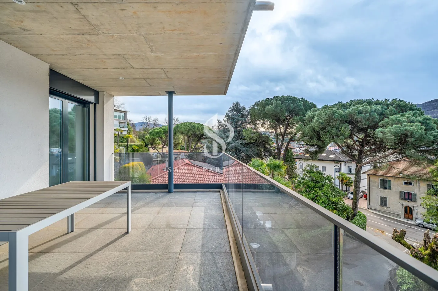 Appartement moderne - Photo 2 sur 15