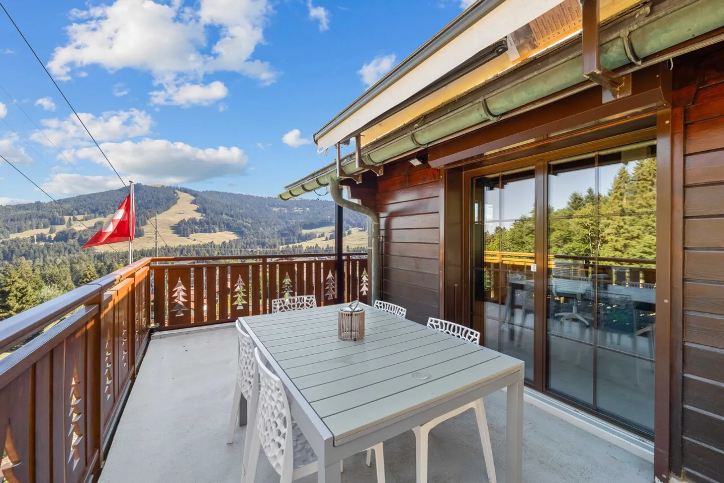 Stunning 8.5-room chalet in Paccots - Photo 18 of 33
