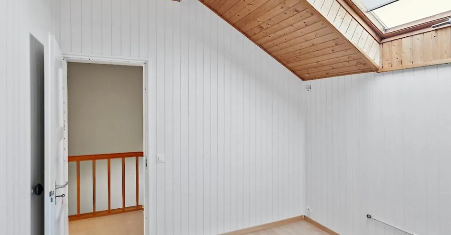 4.5-Zimmerwohnung in idealer Lage in einer Mietvilla - Foto 7 di 10