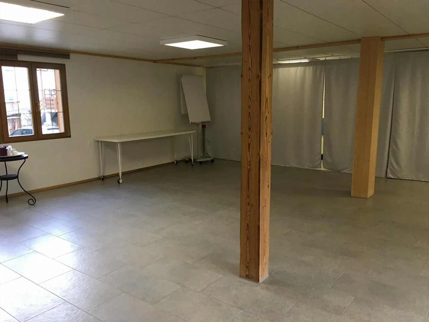 Office Space - Photo 7 of 8