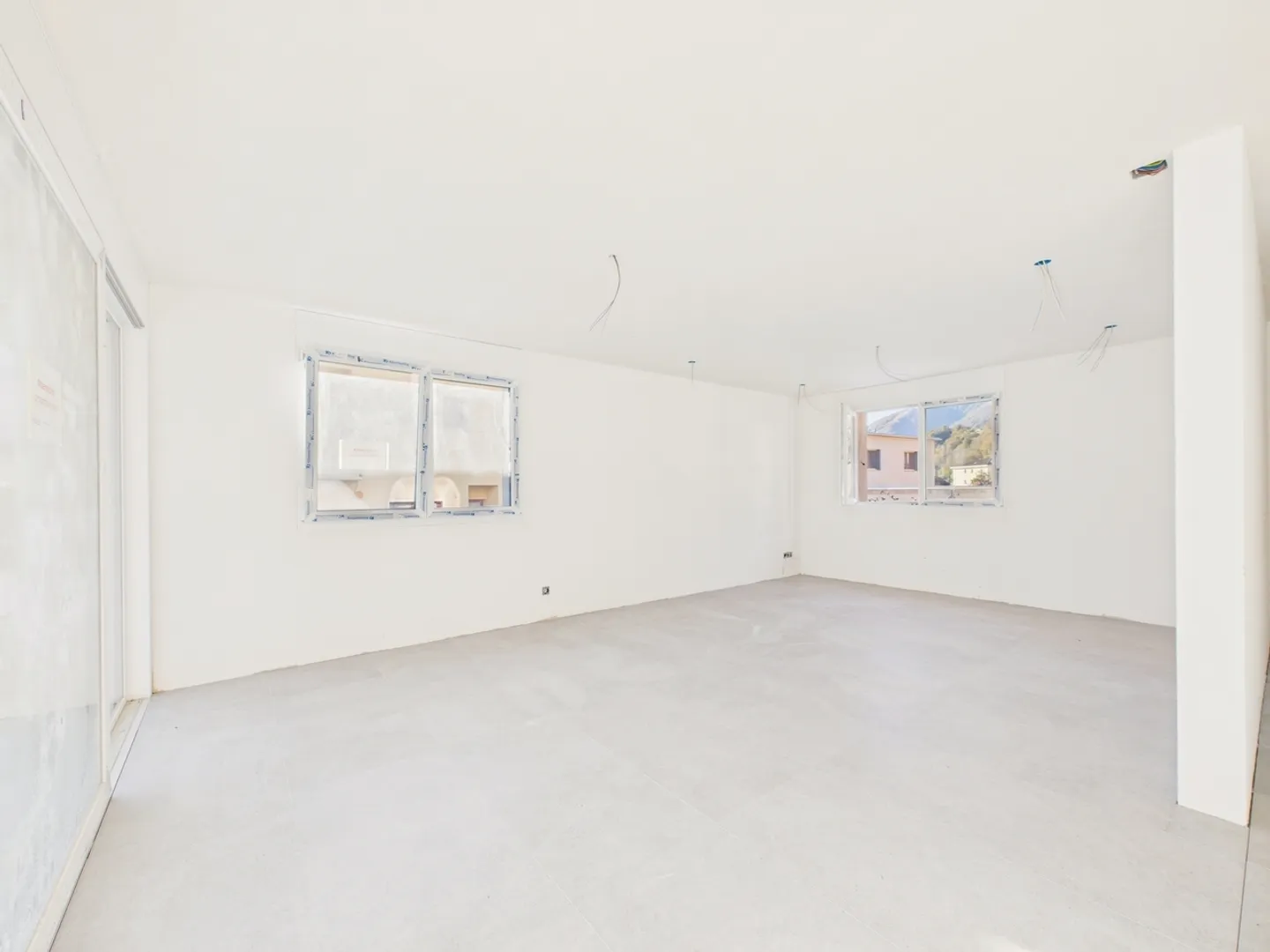 Moderne Einfamilienhaus in Cugnasco-Gerra - 4.5 Zimmer Neubau - Foto 8 von 12