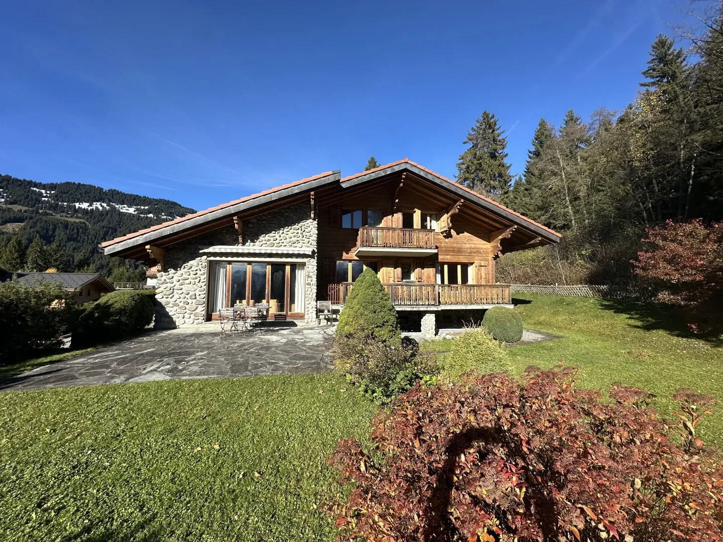 Chalet avec 9 chambres, près du centre - Photo 1 sur 35