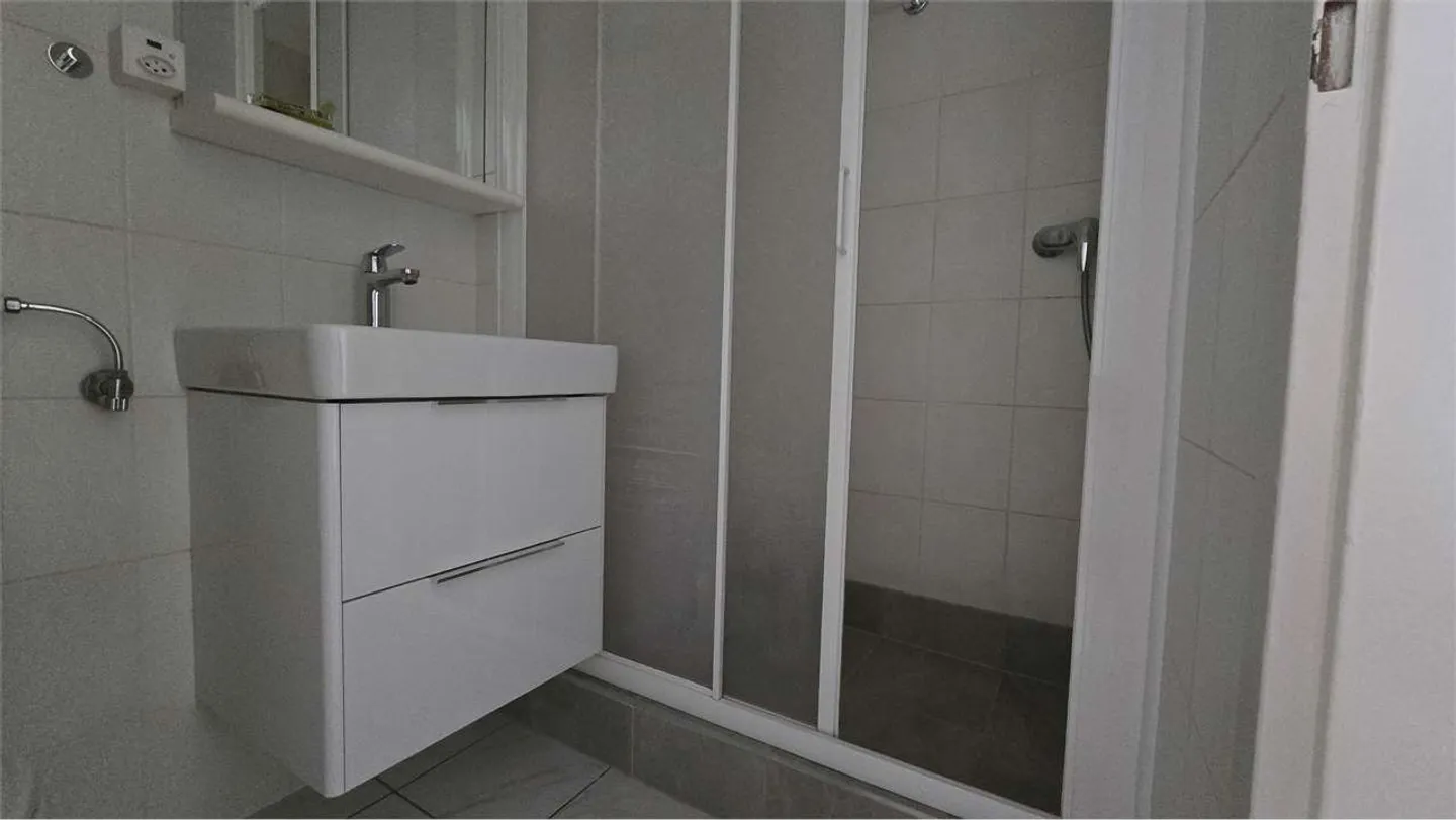 Appartement à Lugano avec 2,5 pièces - Photo 3 sur 4
