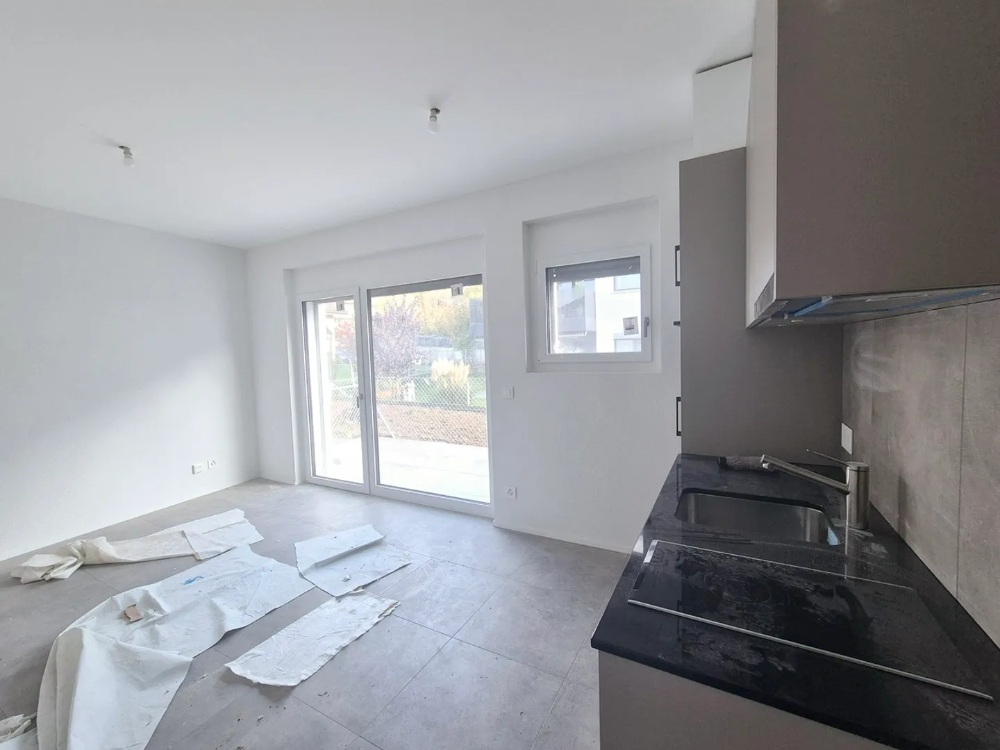 LA TOUR-DE-TRÊME / New studio - Photo 4 of 6