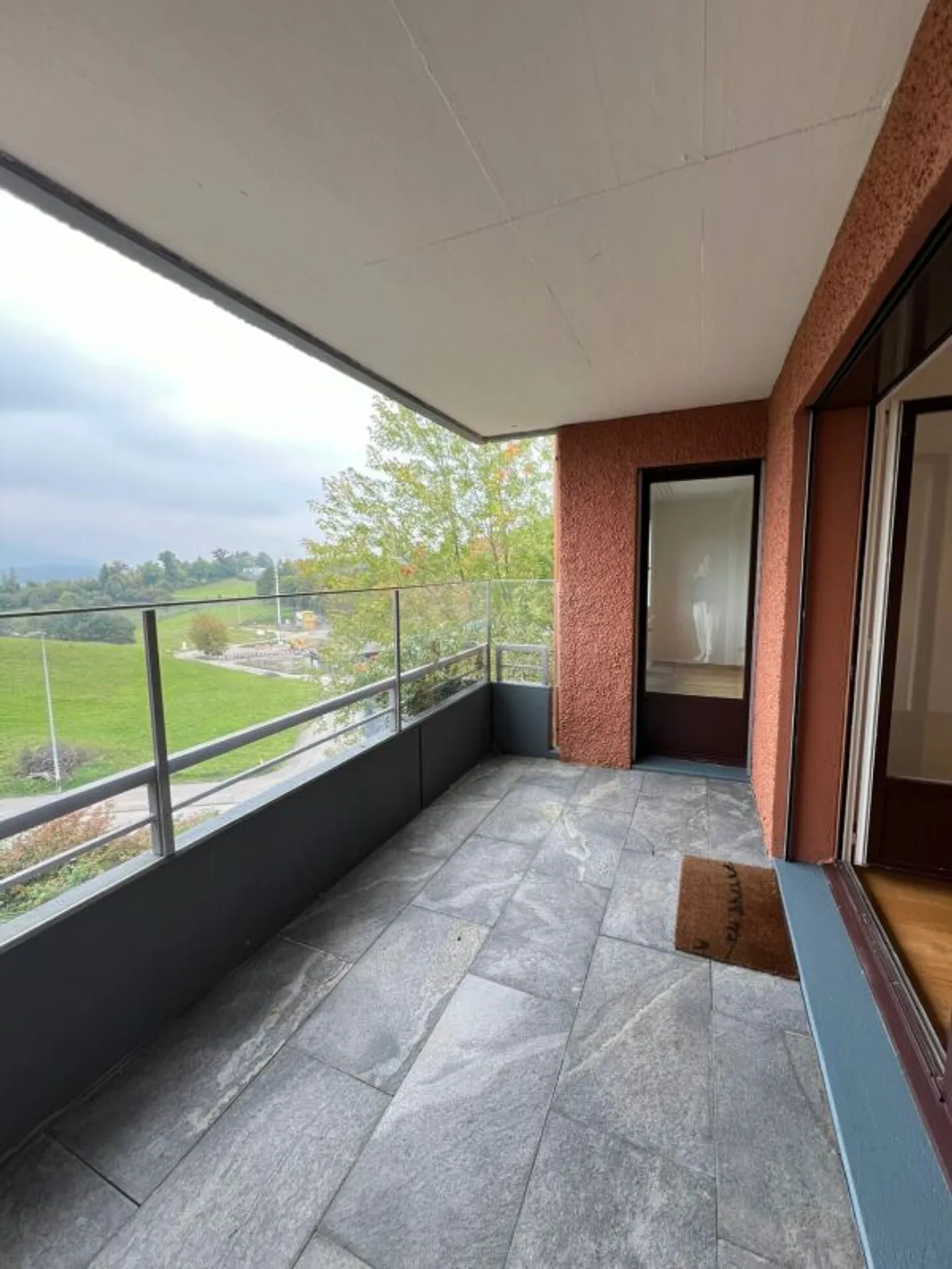 Ihr neues Zuhause in Rüschlikon - Einfamilienhaus mit Gartenparadies und Weitsicht - Foto 9 von 10