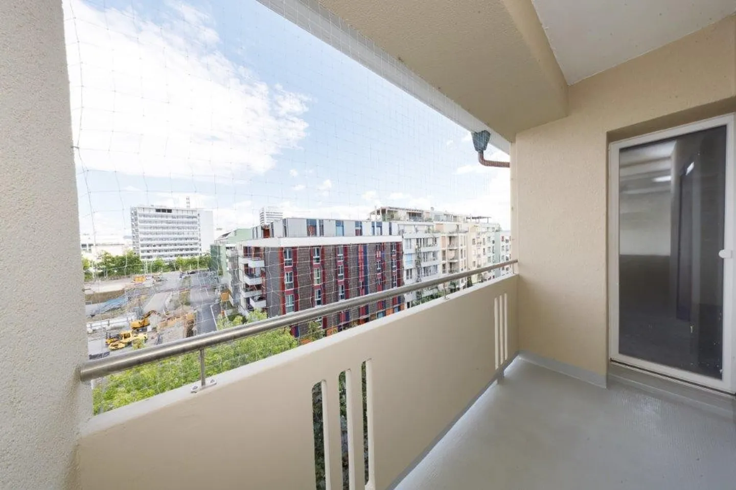 Votre maison de rêve vous attend ! Spacieux complexe de nouveaux bâtiments pour première location - Photo 4 sur 9