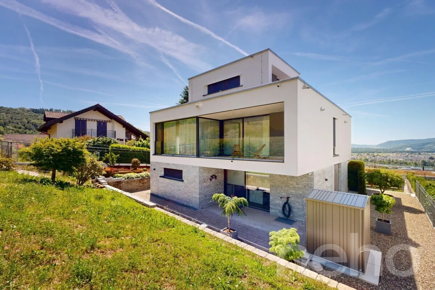 Modernes Einfamilienhaus - Foto 2 von 12