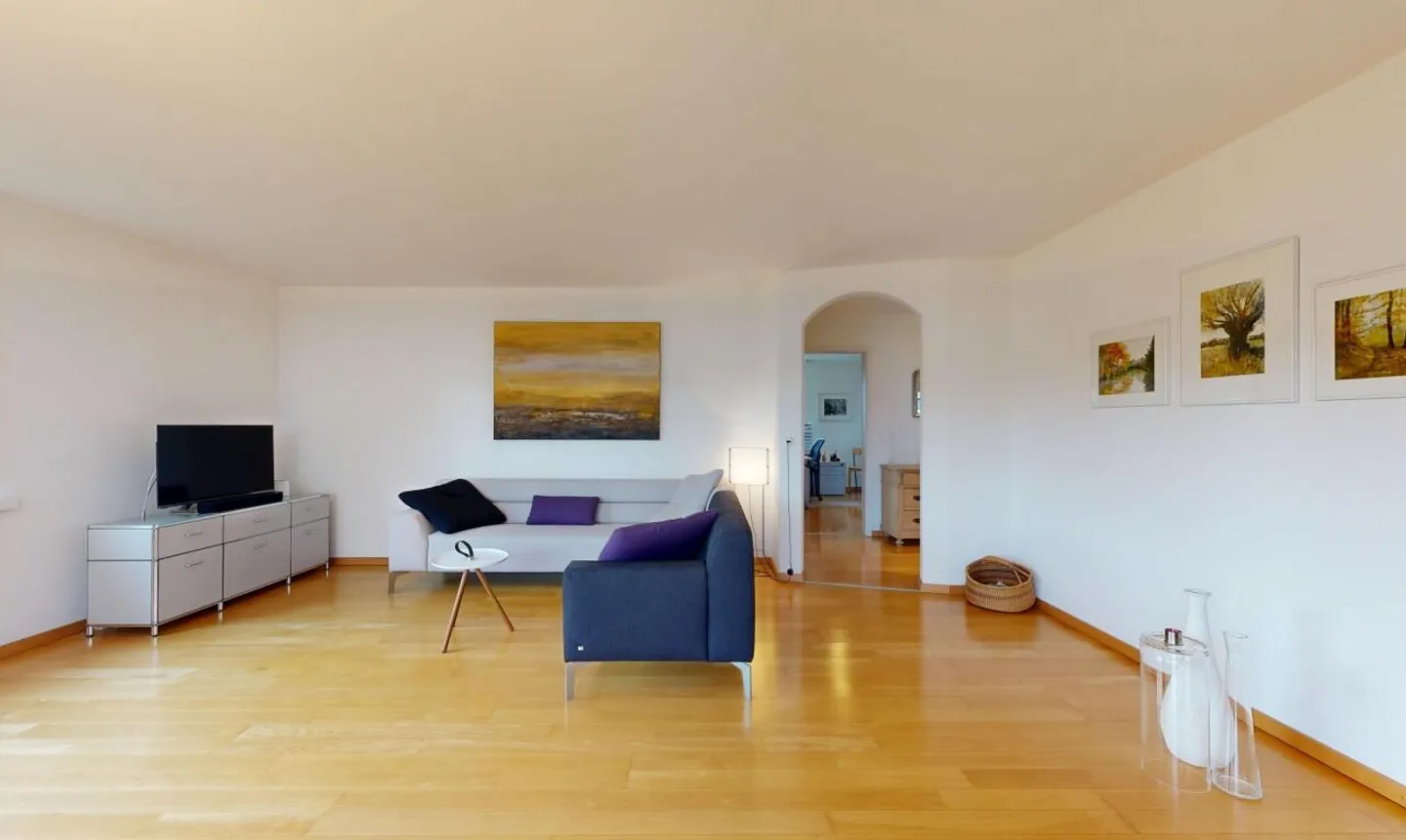 Well-maintained ground floor apartment in Bätterkinden - Photo 3 of 11