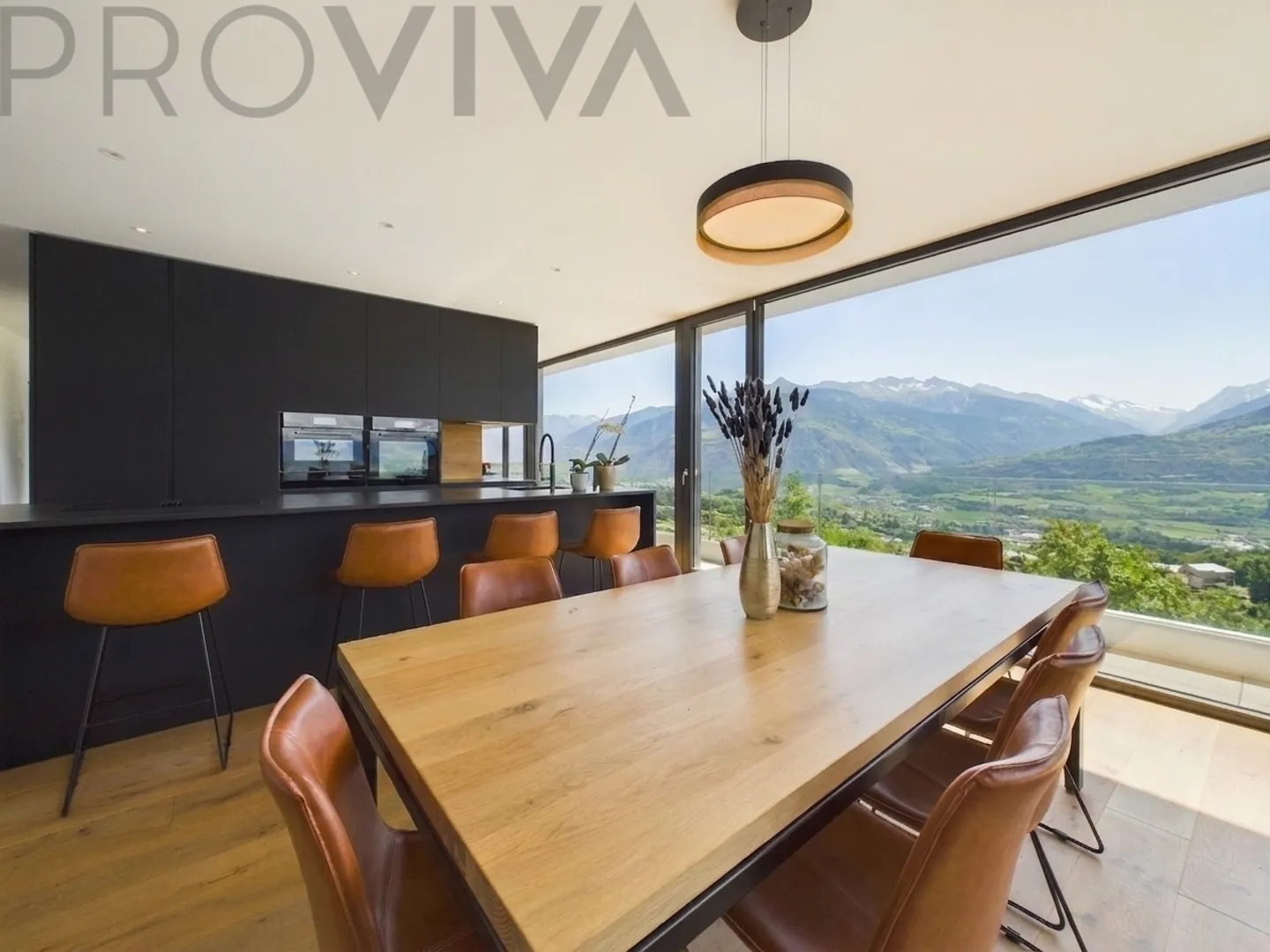 Moderne Villa mit Pool in Savièse - Foto 3 von 9