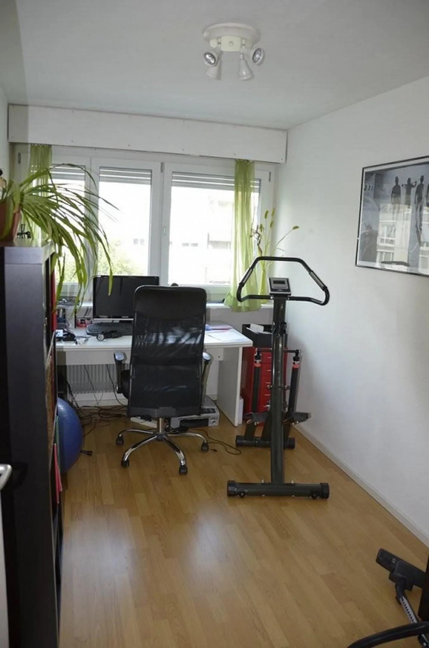 Affordable 3.5-room apartment in a central location - Photo 4 of 6