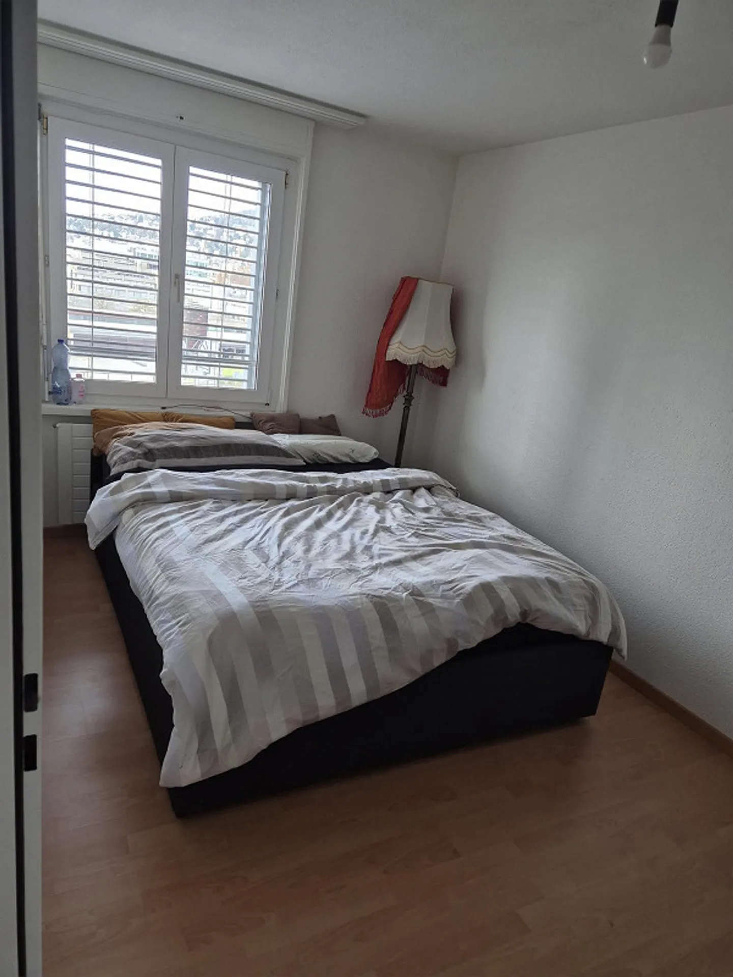 Helle 4.5 Zimmer Wohnung, zentral gelegen im Kreis 4, - Foto 6 von 8