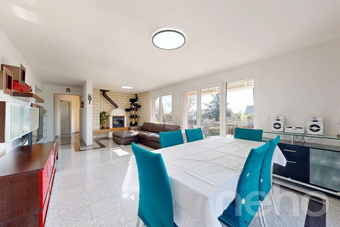 Geräumige Familienwohnung mit Balkonen und Garten in St-Prex - Foto 4 von 12