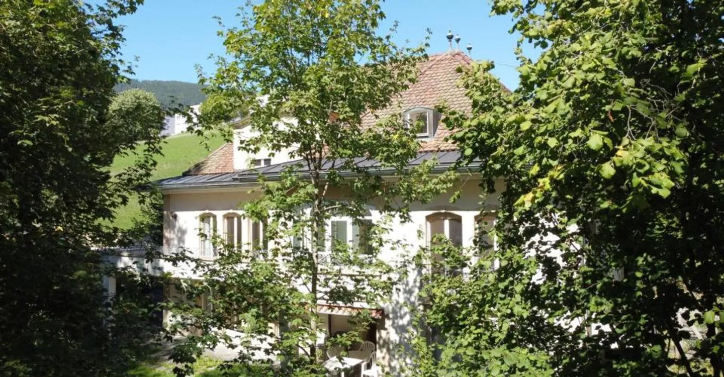 Bévilard, master house 9.5 rooms with building land - Photo 3 of 11
