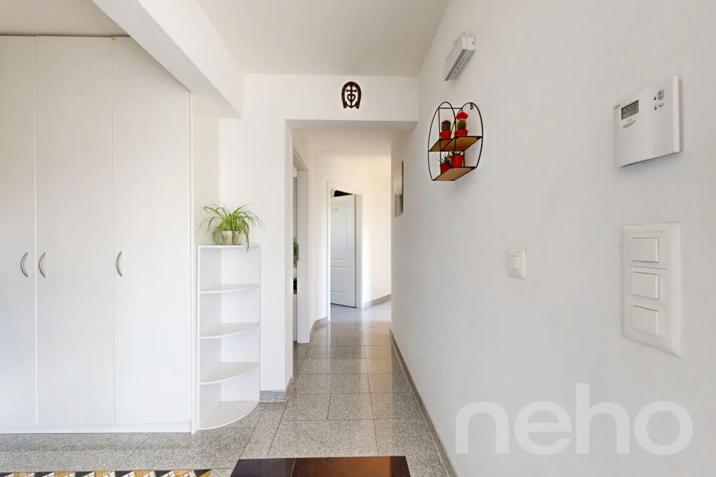 Geräumige Familienwohnung mit Balkonen und Garten in St-Prex - Foto 8 von 12