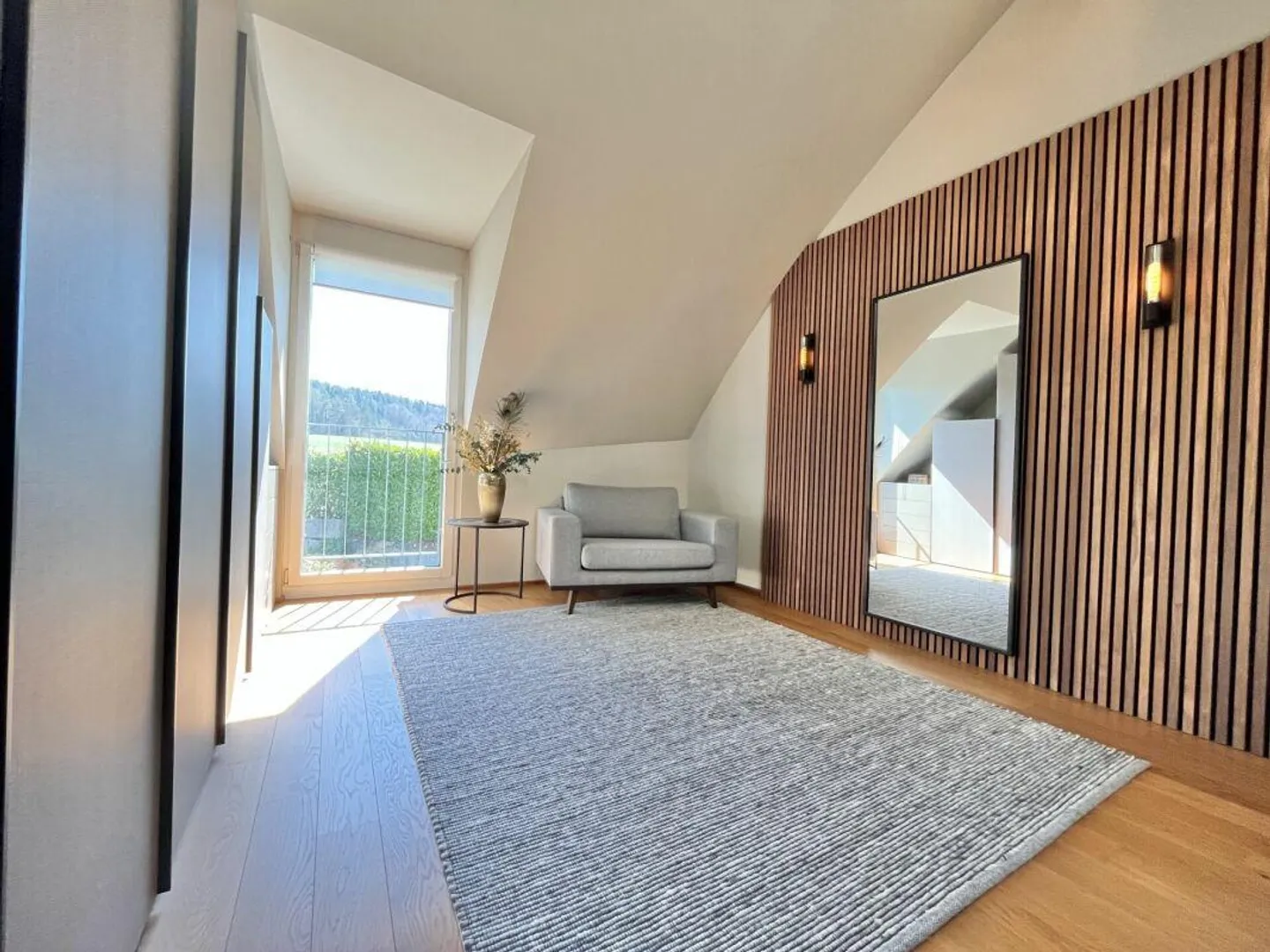 Casa bifamiliare di 6,5 stanze: Dove la preziosa qualità della vita riceve una casa sicura! - Foto 8 di 13