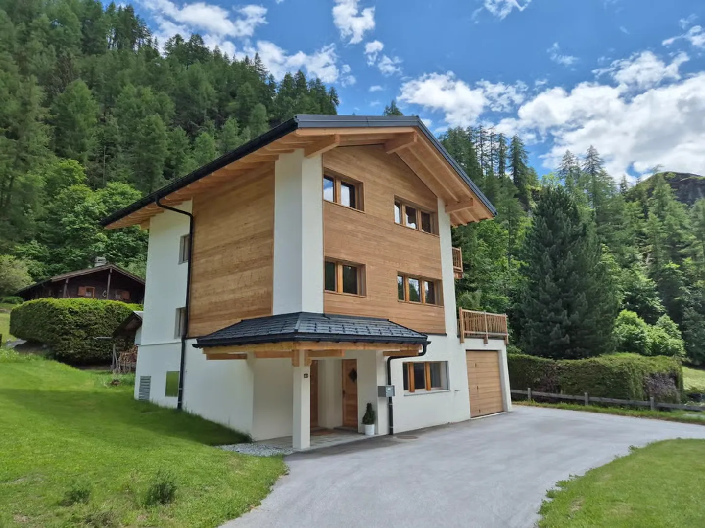 New chalet - Primary residence - Authenticity and modern comfort - La Tour/E - Photo 1 of 13