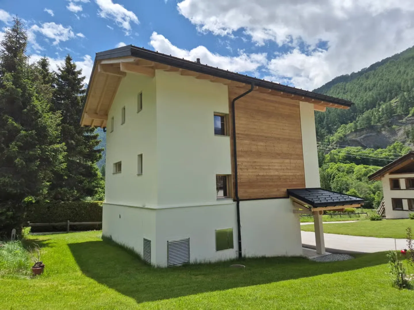 New chalet - Primary residence - Authenticity and modern comfort - La Tour/E - Photo 3 of 13