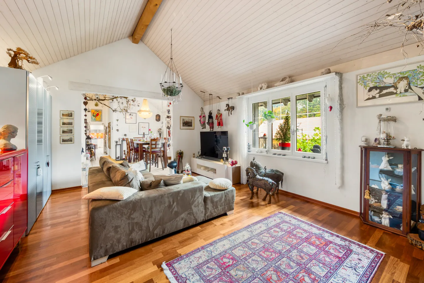 Incantevole maisonette di 3,5 stanze con carattere e vista - Foto 6 di 14