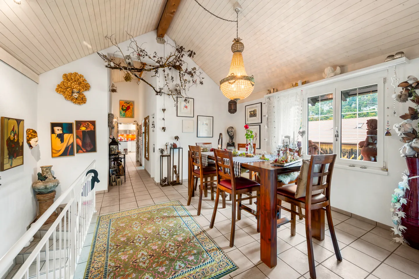 Incantevole maisonette di 3,5 stanze con carattere e vista - Foto 5 di 14