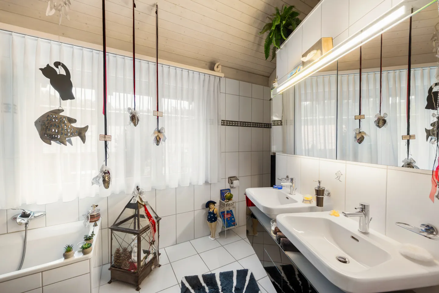 Incantevole maisonette di 3,5 stanze con carattere e vista - Foto 8 di 14