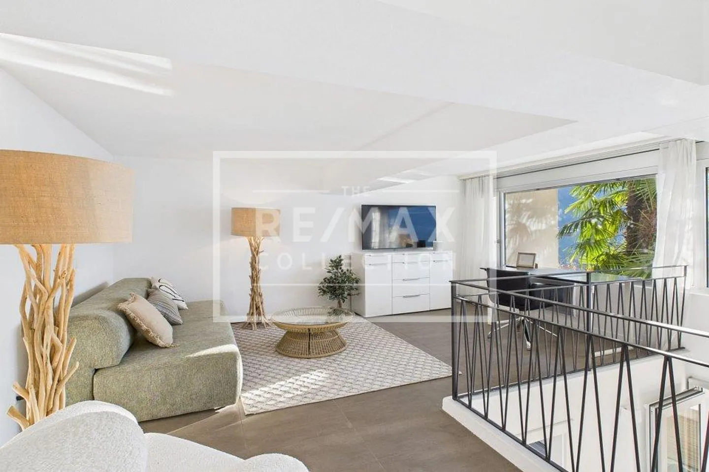 Eleganza e fascino per una villa esclusiva a Bissone con accesso privato al lago - Foto 9 di 13