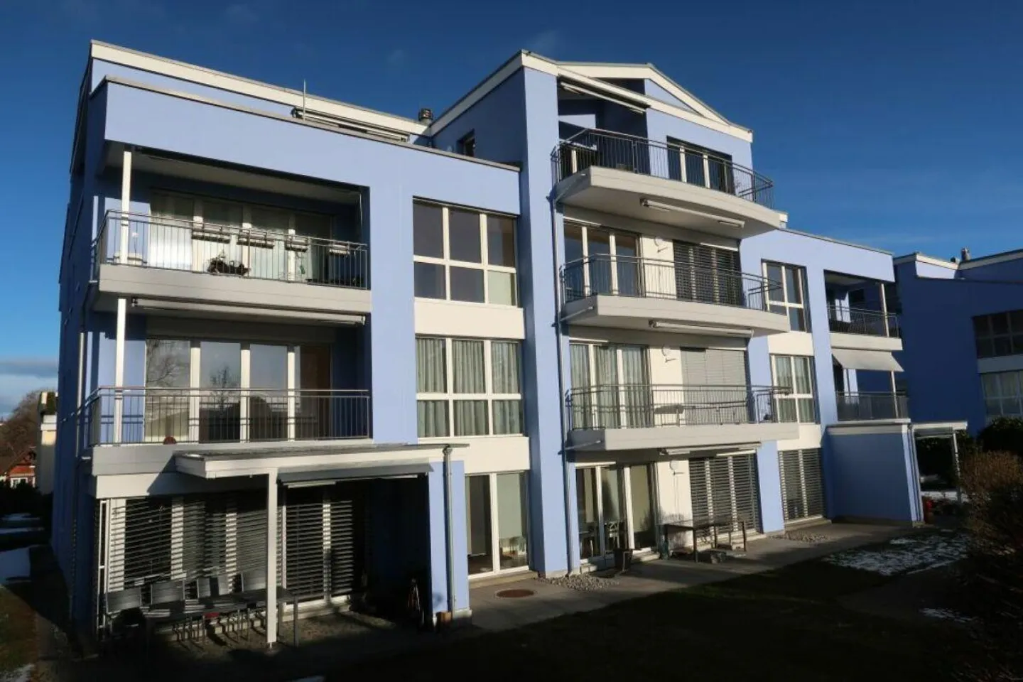 Appartamento affascinante di 3,5 stanze al 1° piano a 8965 Berikon - Foto 1 di 10