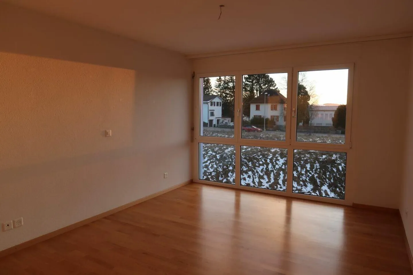 Appartamento affascinante di 3,5 stanze al 1° piano a 8965 Berikon - Foto 2 di 10