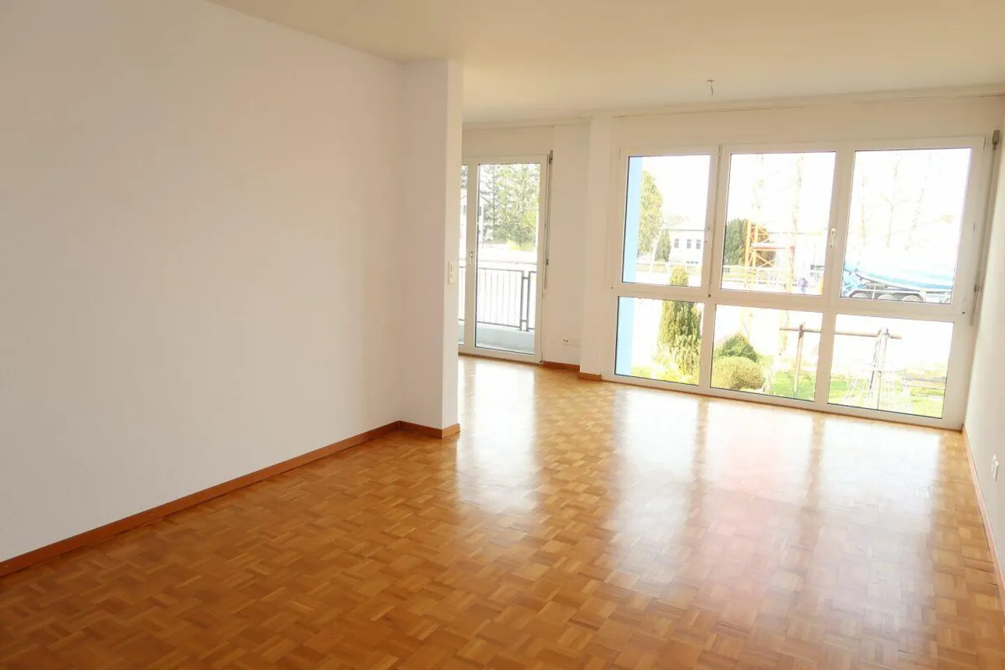 Appartamento affascinante di 3,5 stanze al 1° piano a 8965 Berikon - Foto 5 di 10