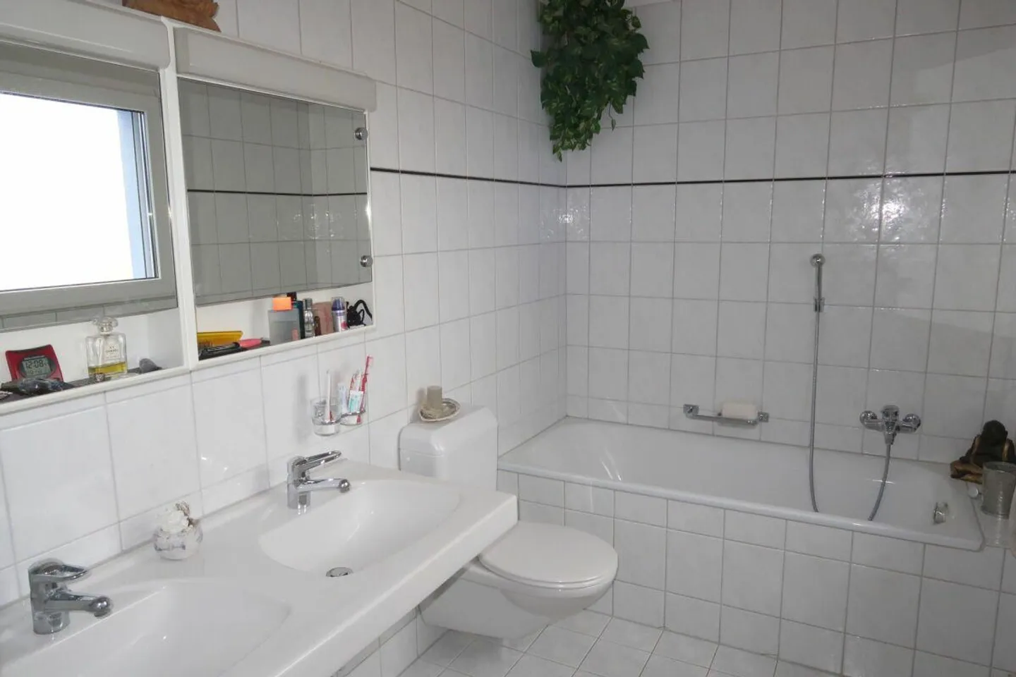 Appartamento affascinante di 3,5 stanze al 1° piano a 8965 Berikon - Foto 9 di 10