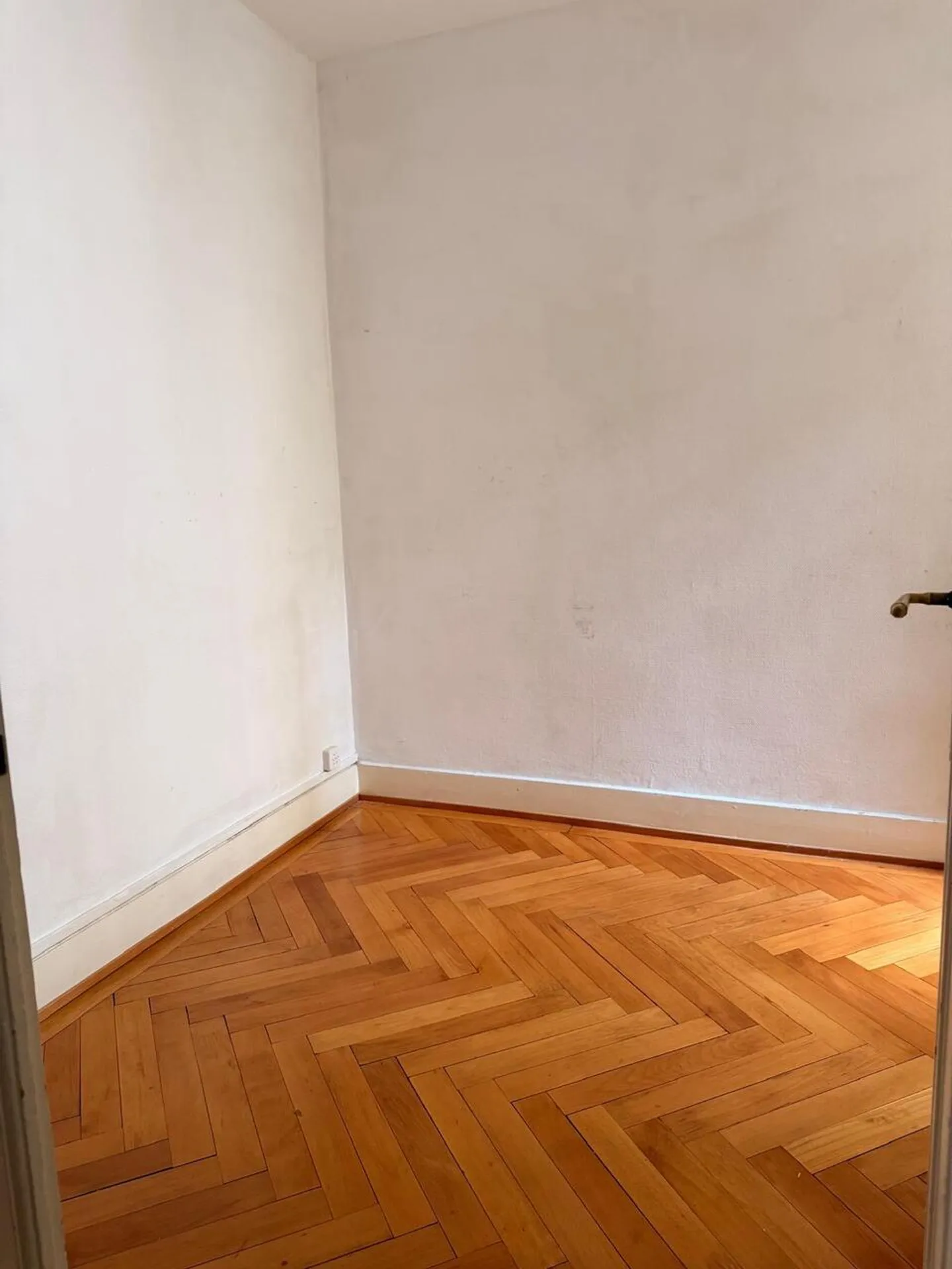 Charming 4.5-room apartment with balcony in Champel - Photo 5 of 10