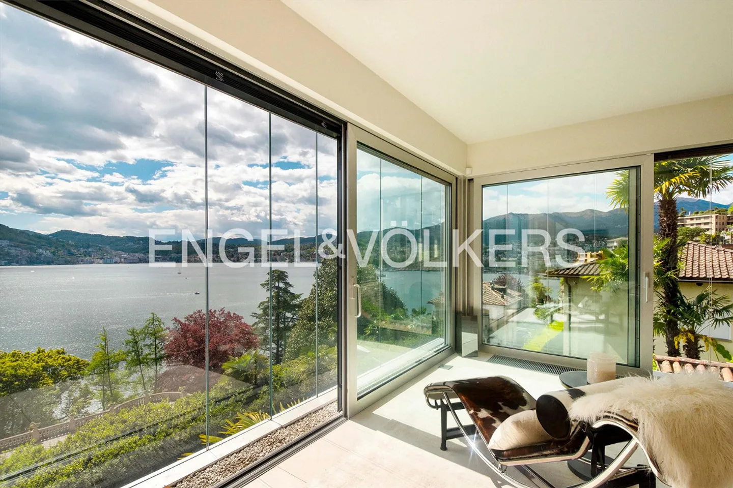 Prestige-Penthouse mit Seeblick - Foto 4 von 13