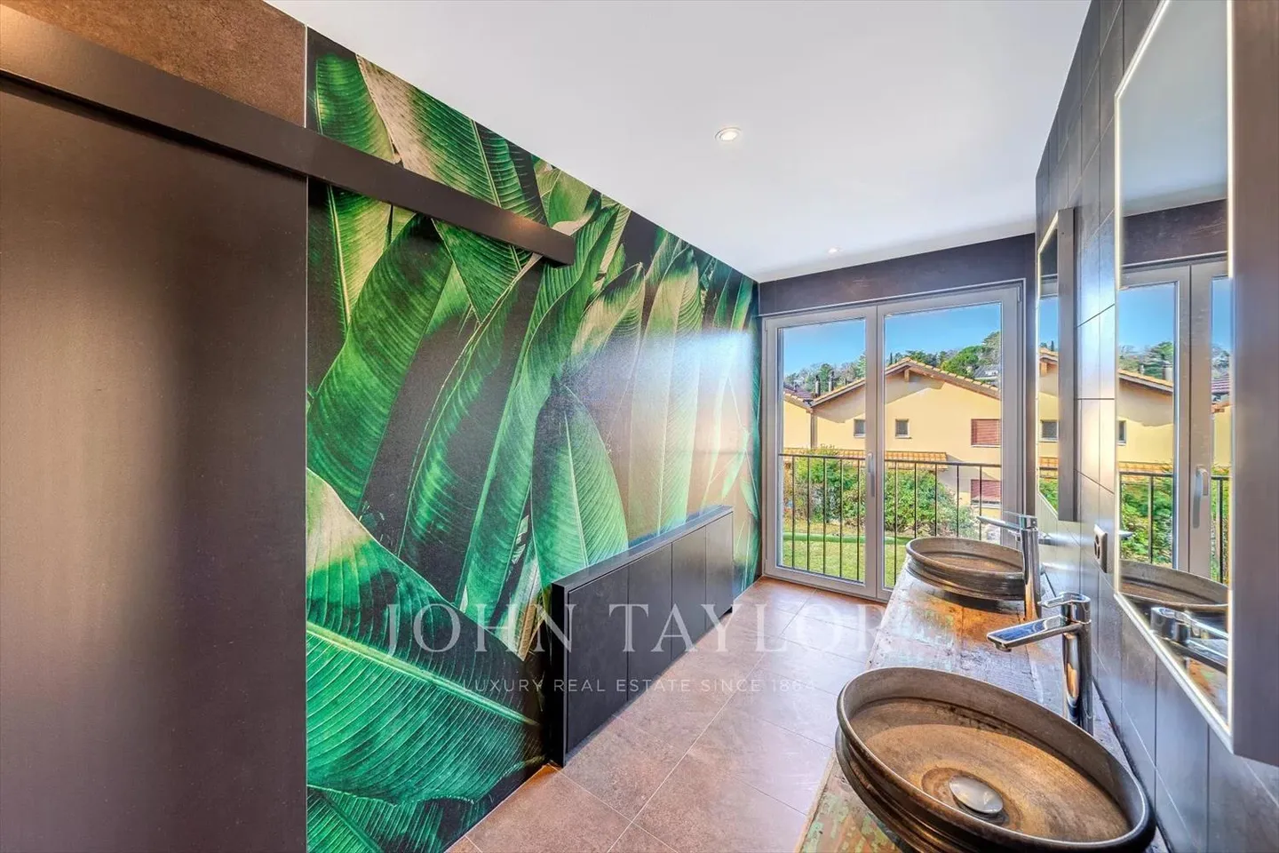 Vevey ? Modern villa with pool & independent studio - Photo 8 of 13