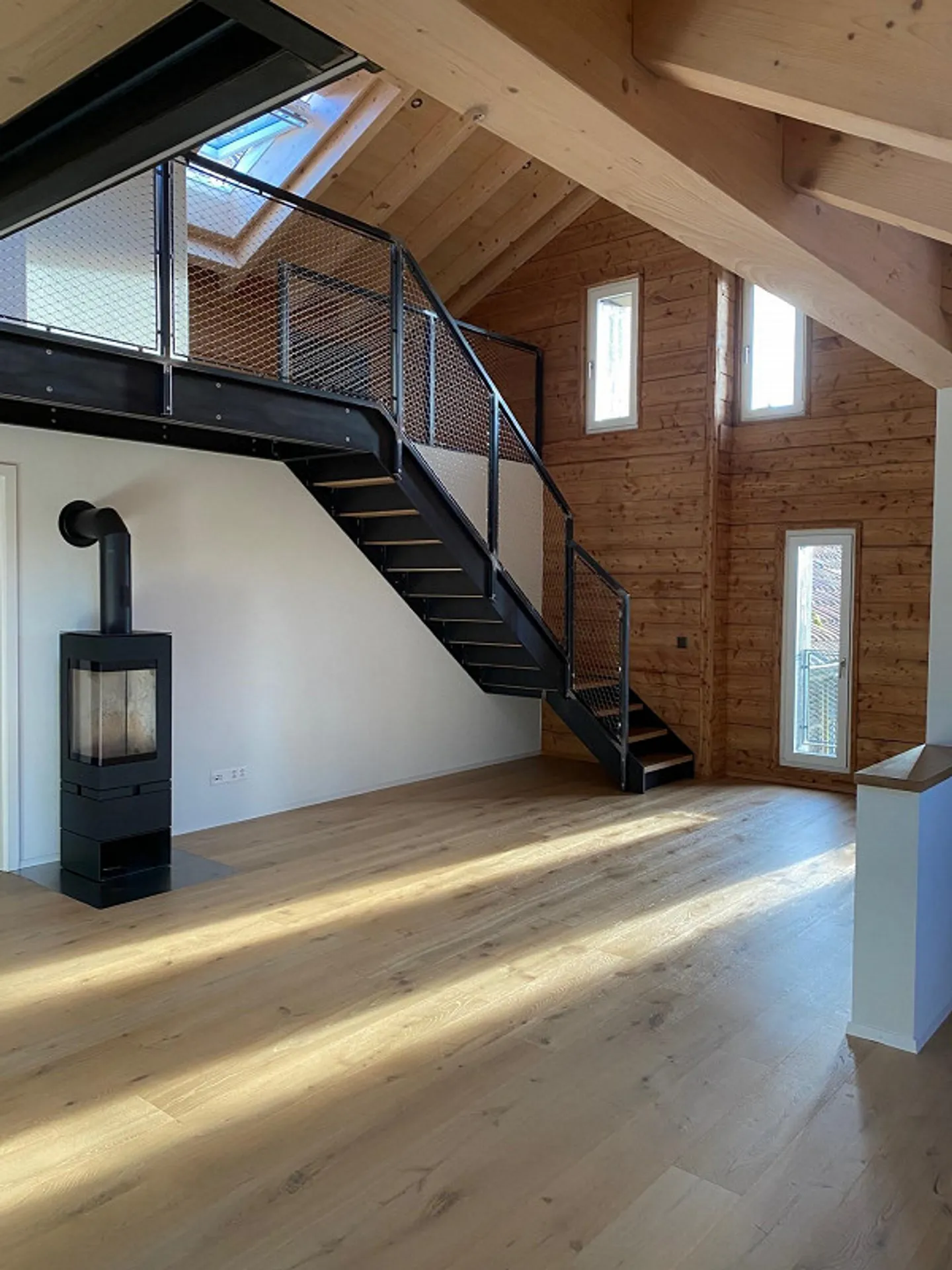 Wunderschöne 3.5-Zimmer-Maisonette-Wohnung - Foto 1 von 7