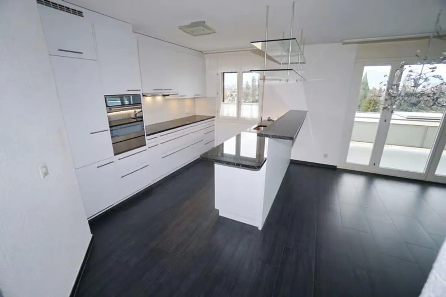 Geräumige Wohnung in Thun - Foto 1 von 13