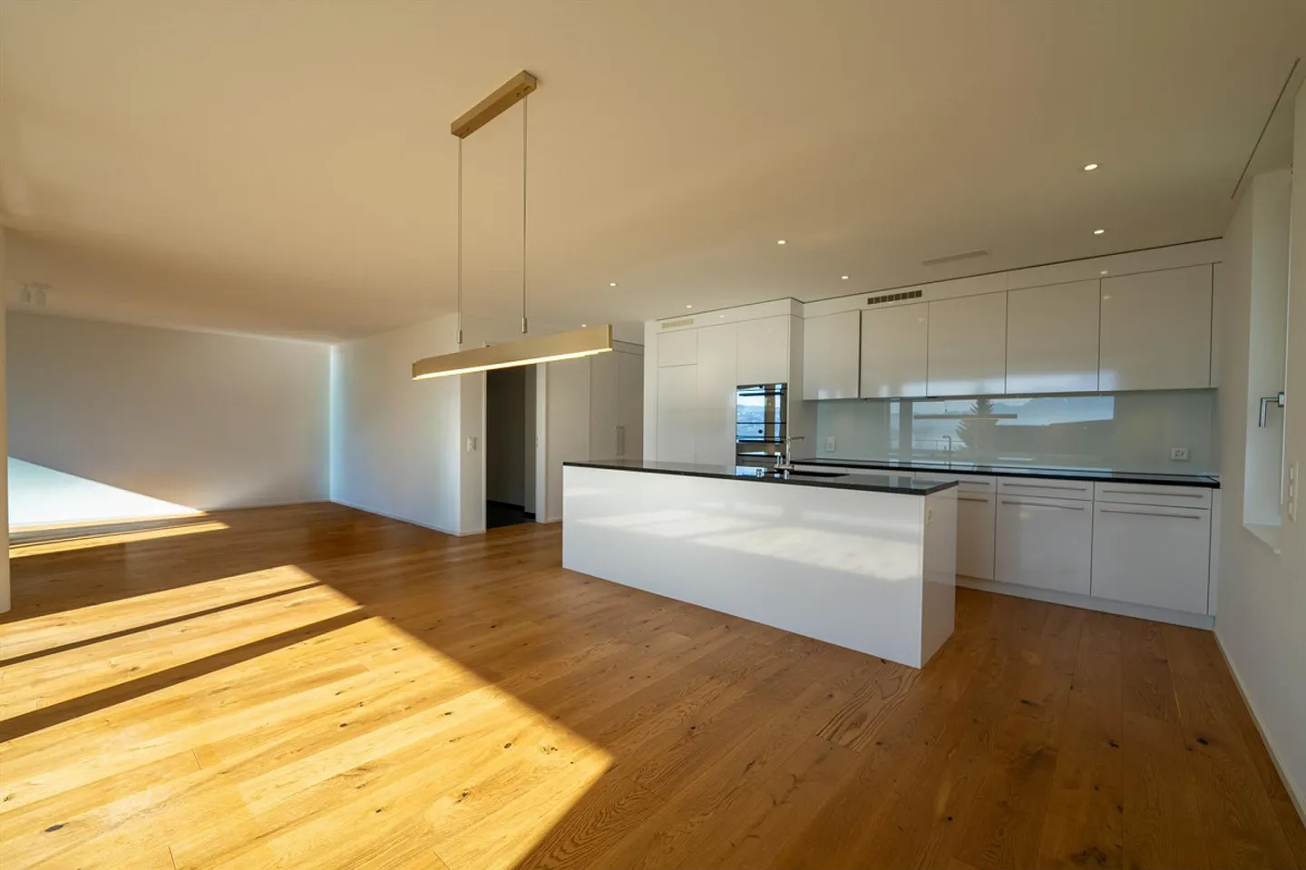 Appartamento familiare di 4,5 locali con vista sul lago - Foto 2 di 7