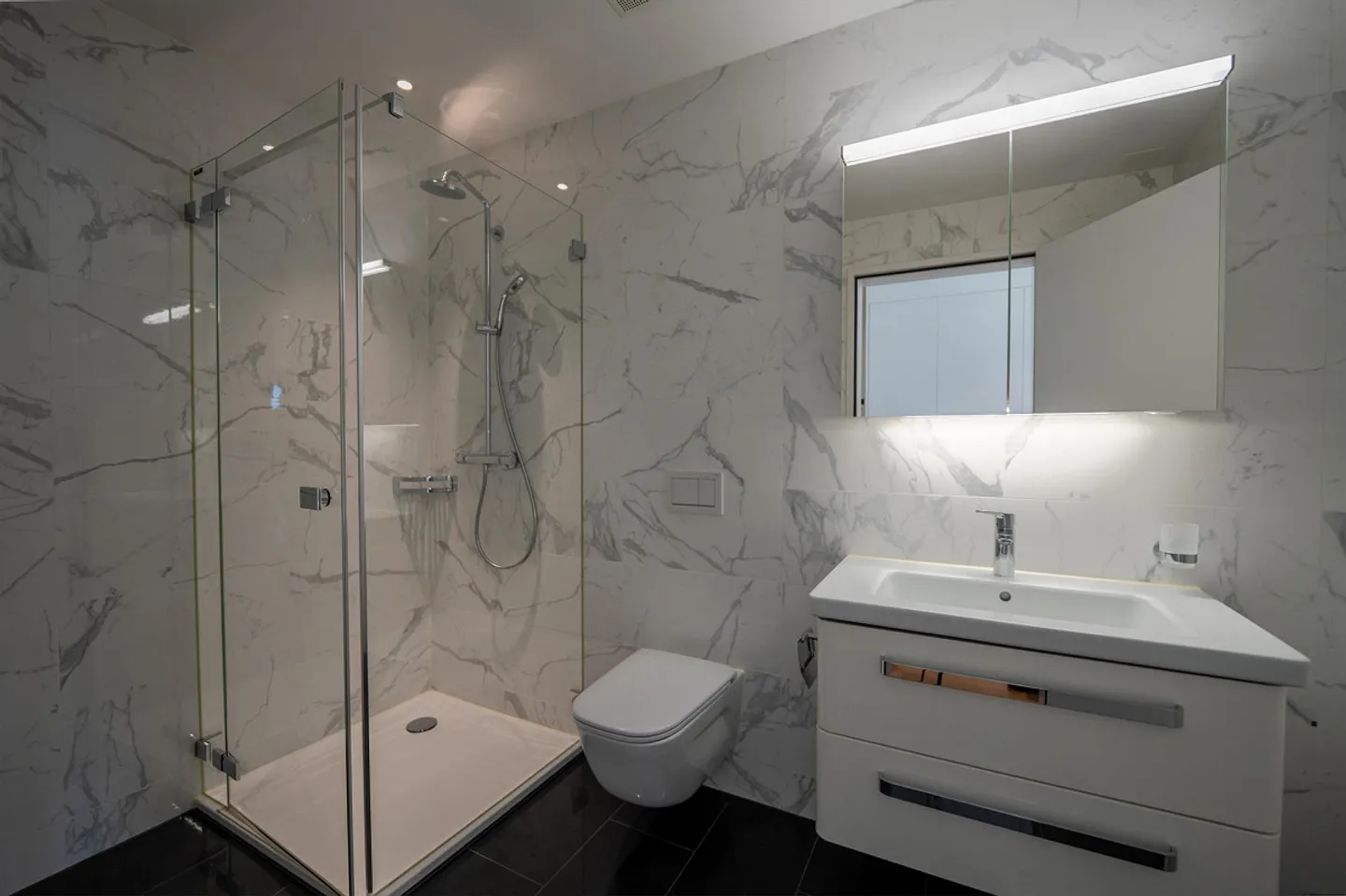 Appartamento familiare di 4,5 locali con vista sul lago - Foto 5 di 7