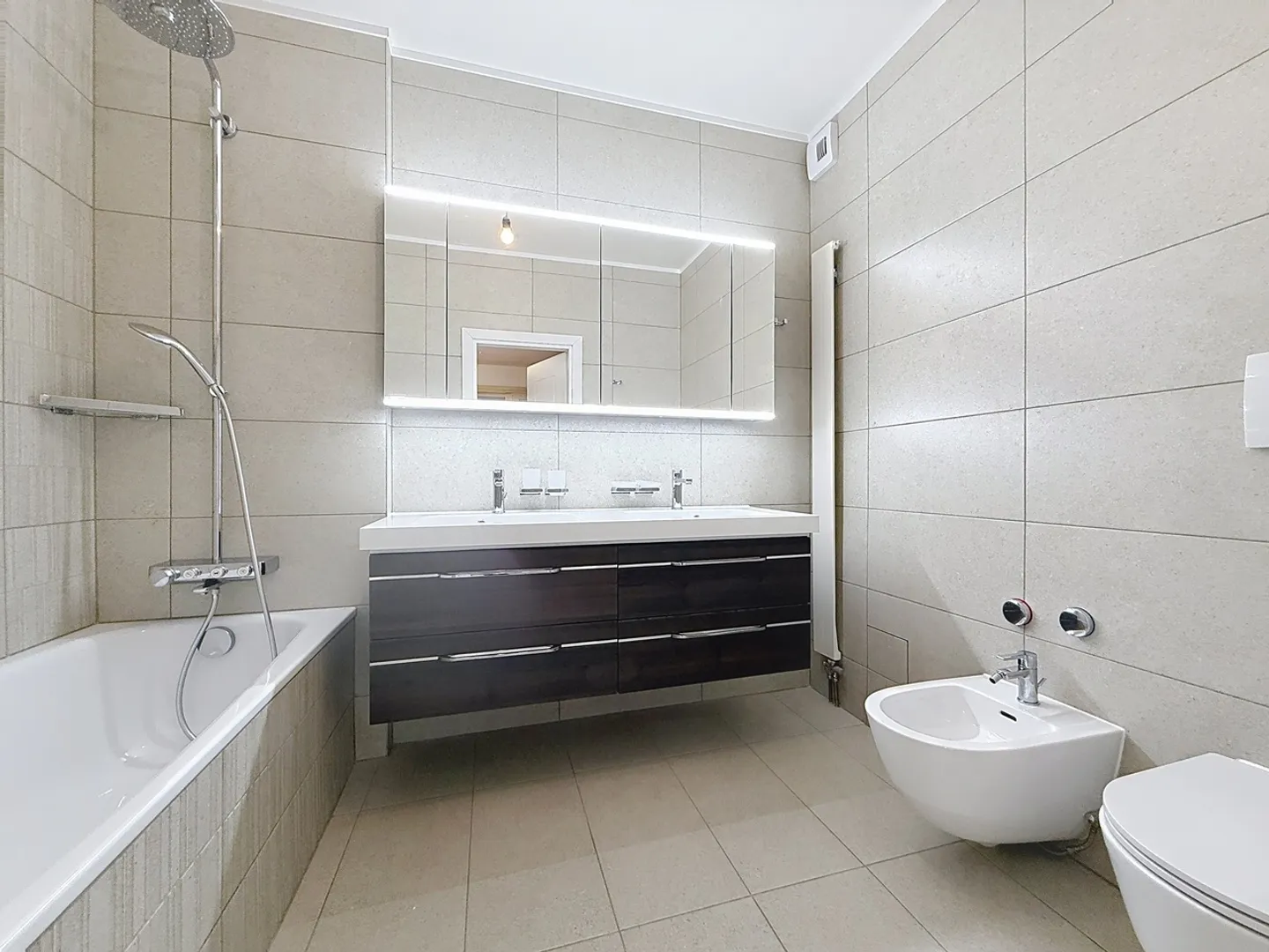 Wohnung mieten - Foto 8 von 10