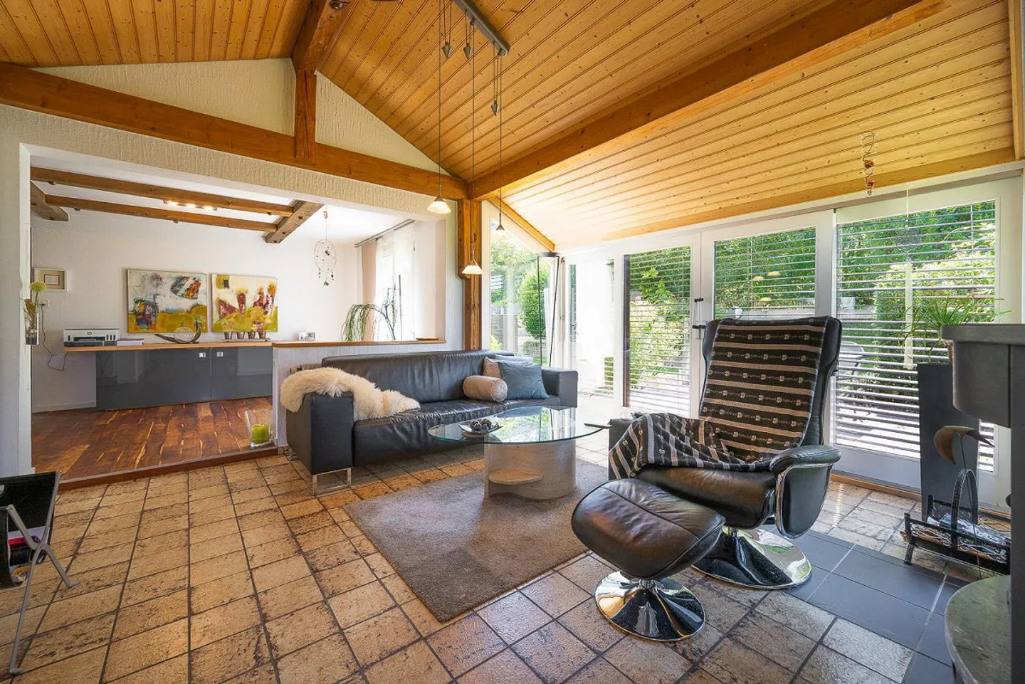 Live where peace and security are at home - Photo 12 of 21