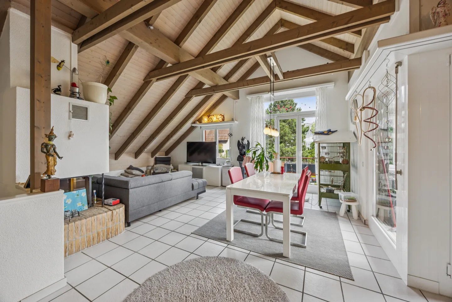 Spacious Condominium in a Quiet Location - Photo 9 of 16